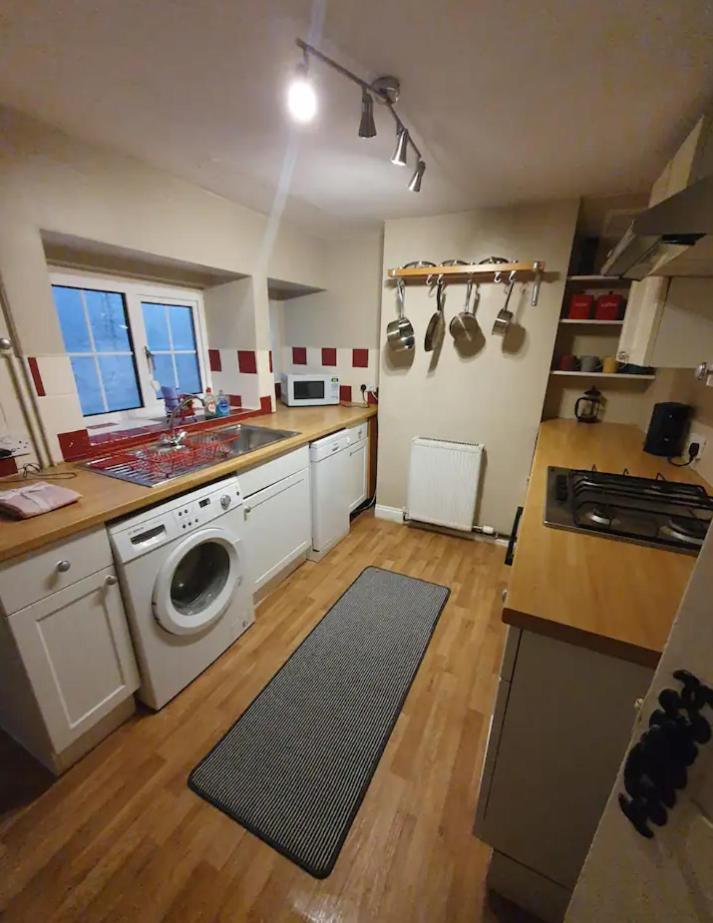 Beautiful Townhouse Next To Royal Victoria Park And Botanical Gardens Within Easy Walking Distance To Bath City Centre Εξωτερικό φωτογραφία